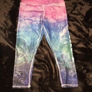 Colorful crop yoga leggings